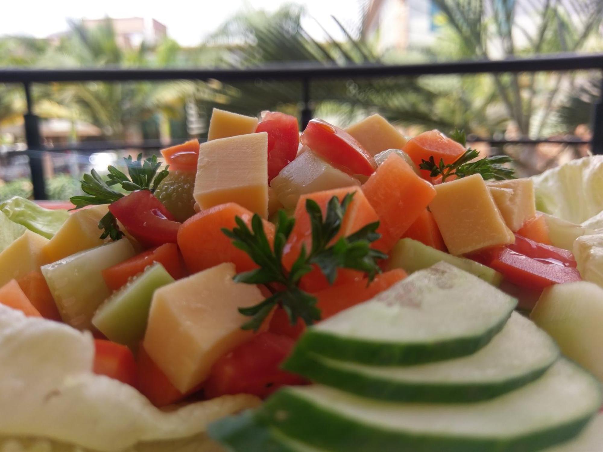 Shangri-La Hotel Muyenga Bugolobi Екстер'єр фото