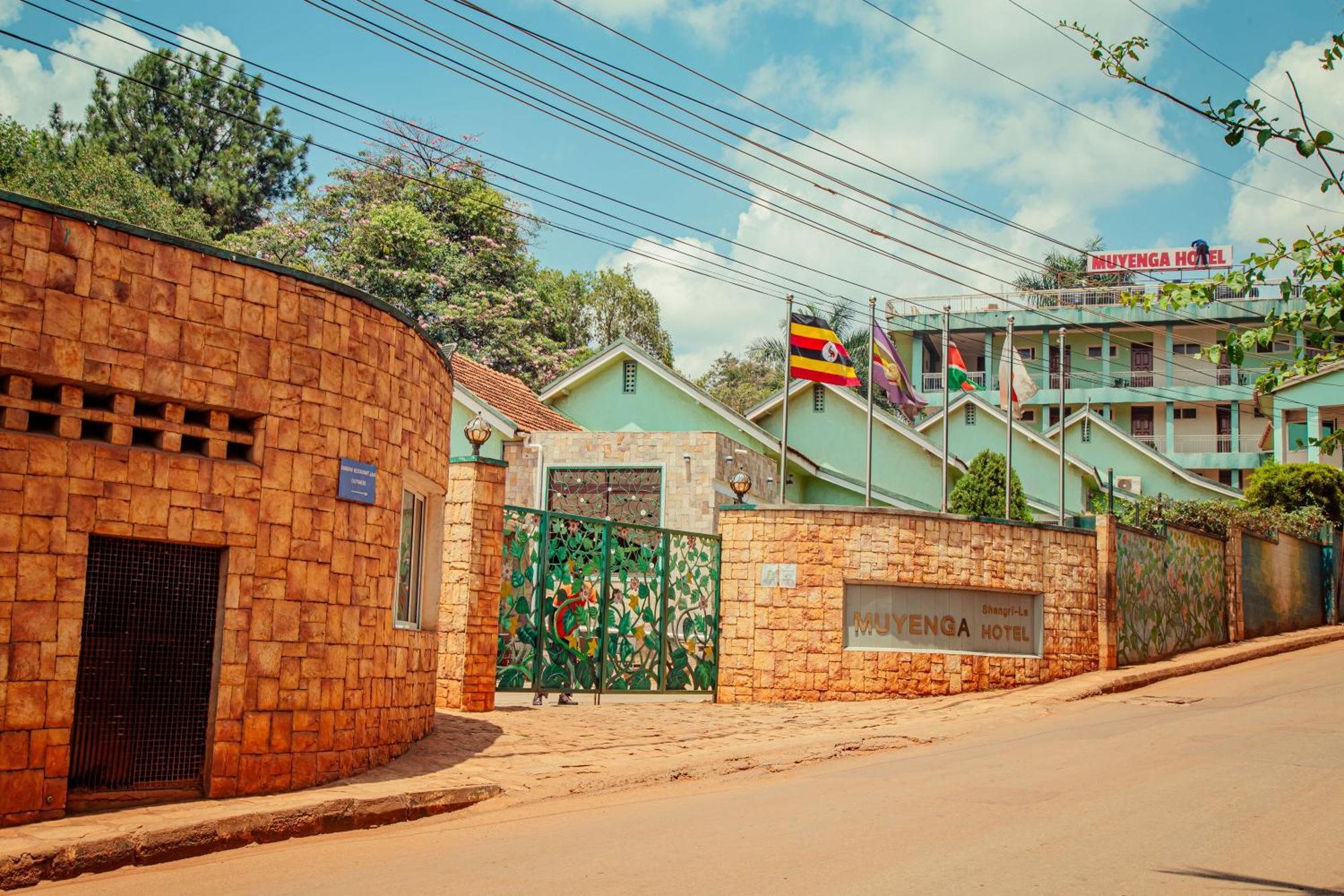 Shangri-La Hotel Muyenga Bugolobi Екстер'єр фото